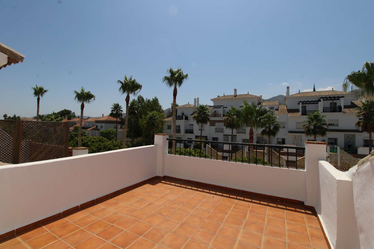 Beautiful semi-detached villa located in Lauro Golf