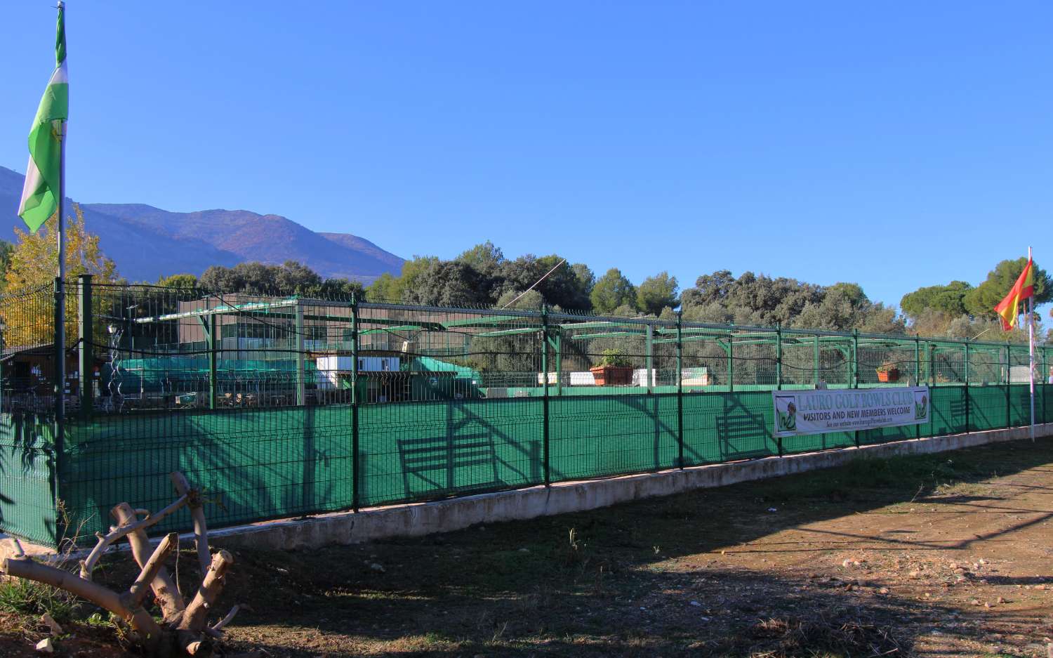 Jolie maison jumelée située à Lauro Golf