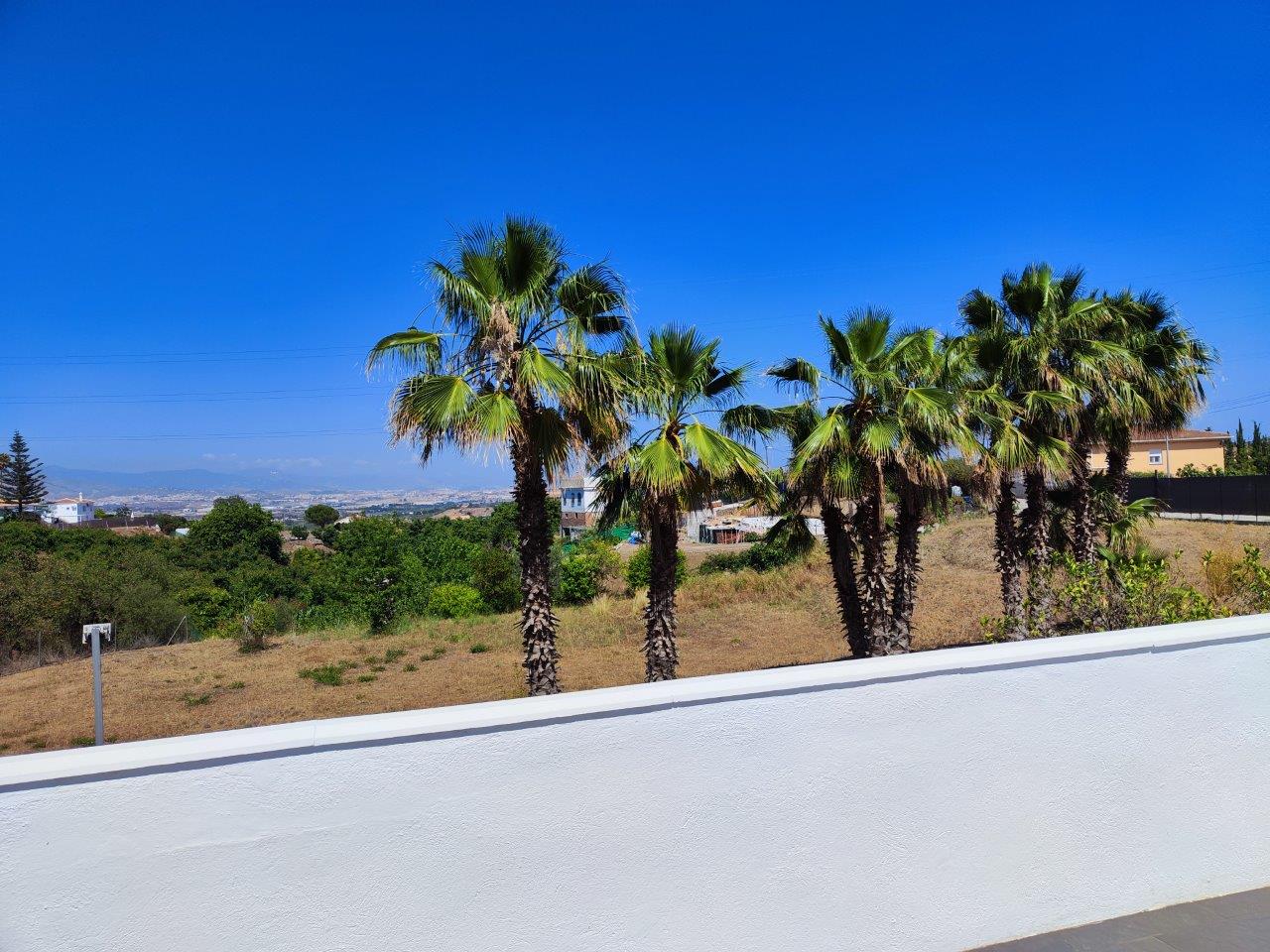 Fantastische einstöckige Villa mit herrlichem Blick auf das Tal und das Meer