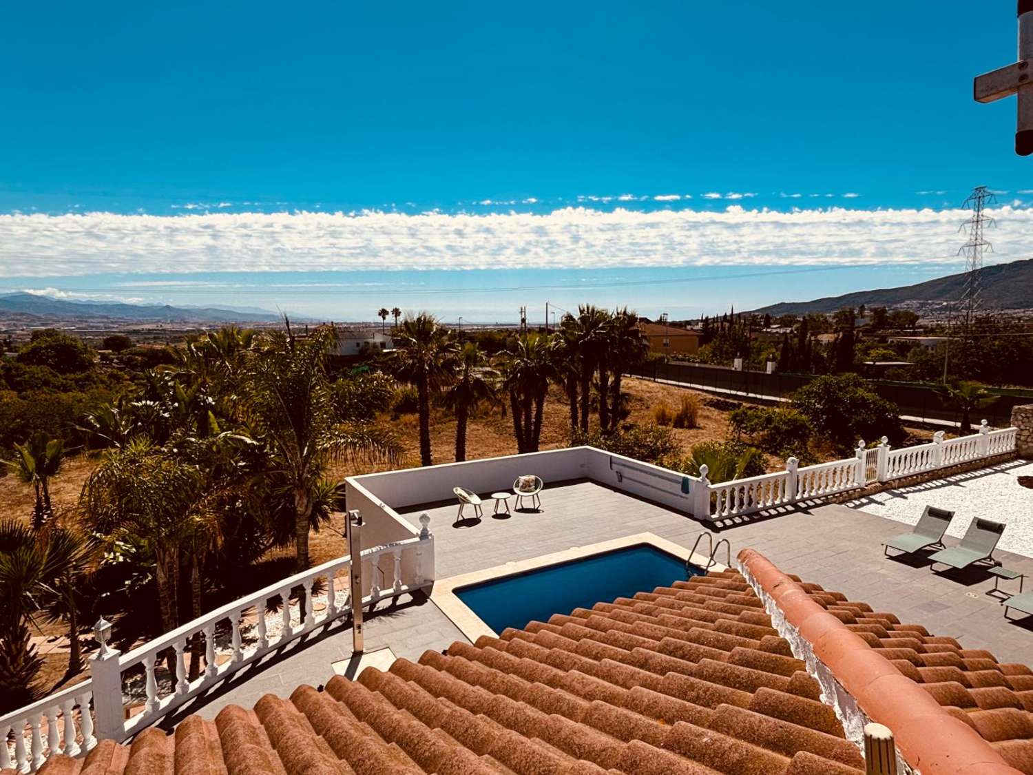 Fantastische einstöckige Villa mit herrlichem Blick auf das Tal und das Meer