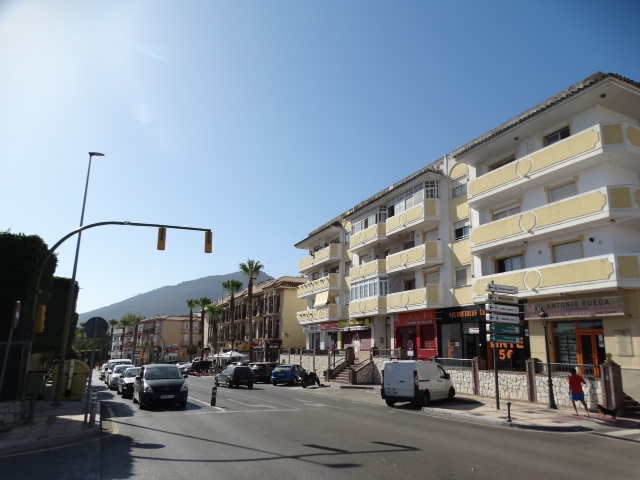 Local in the center of Alhaurin de la Torre