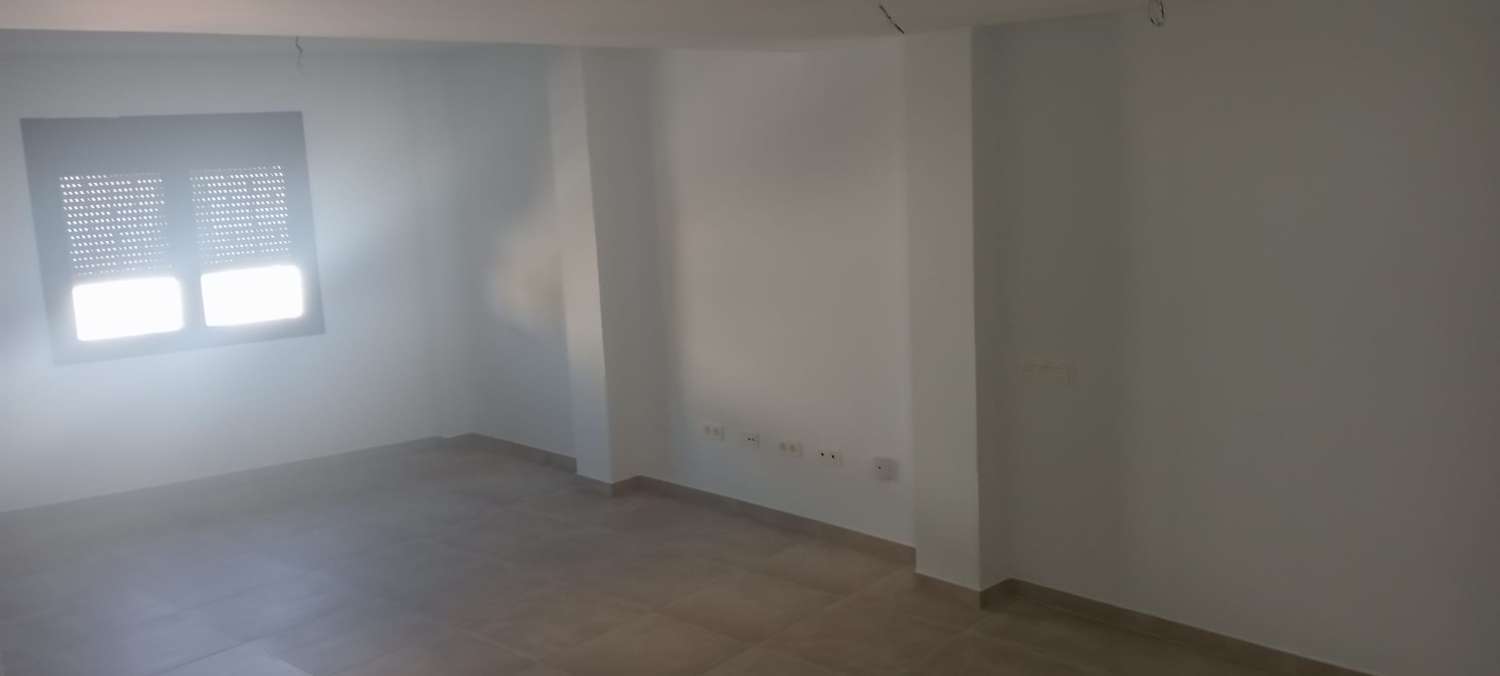 Brand new premises in the centre of Alhaurin de la Torre